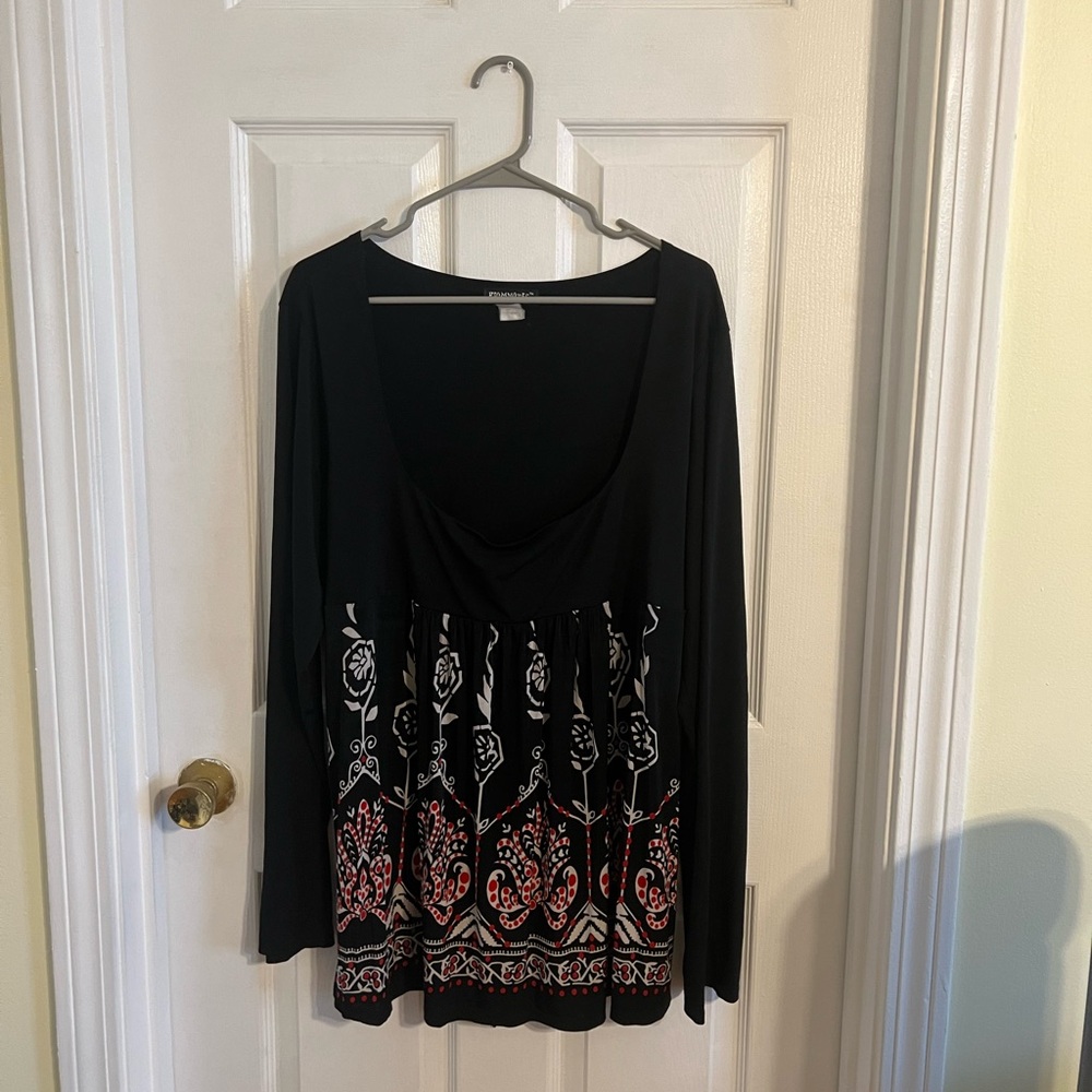 Black and Red Long Sleeve Top Size 3X